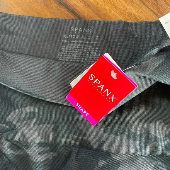Spanx - Picture 2 of 2